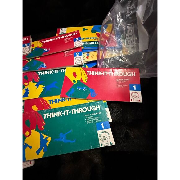 Vintage Think It Through Tile Set Discovery Toys w/ 22 books Learning System Lot - Picture 8 of 8